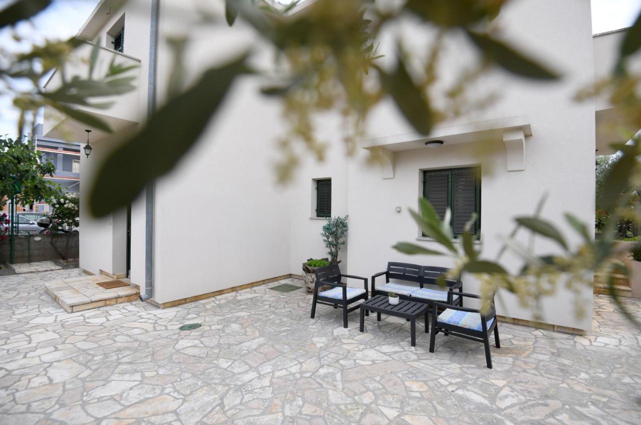Rose Apartment Zadar Buitenkant foto